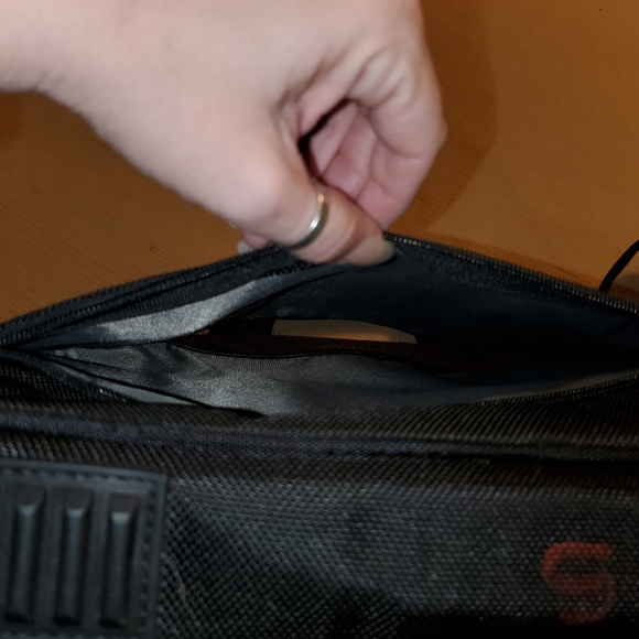 Used laptop briefcase 🌞 - Picture 3 of 8